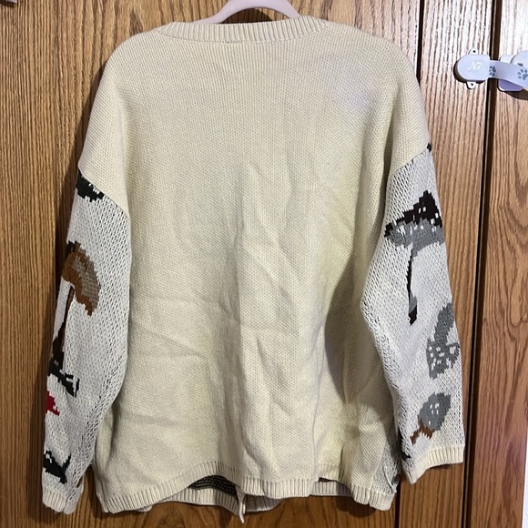 Mushroom Cardigan 🍄 - Picture 2 of 4